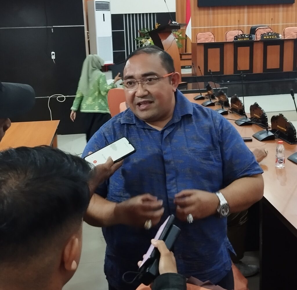 Politisi Gerindra Alfian Chaniago Soroti Ketidakhadiran Sejumlah Pimpinan OPD dalam Rapat Pansus LKPJ Wali Kota Palu