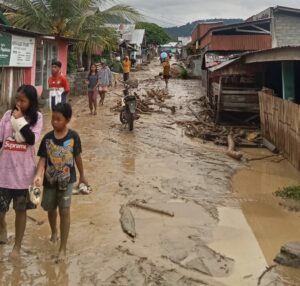 Banjir Bandang Terjang Desa Wombo, Donggala: Pemukiman dan Sekolah Terdampak Parah