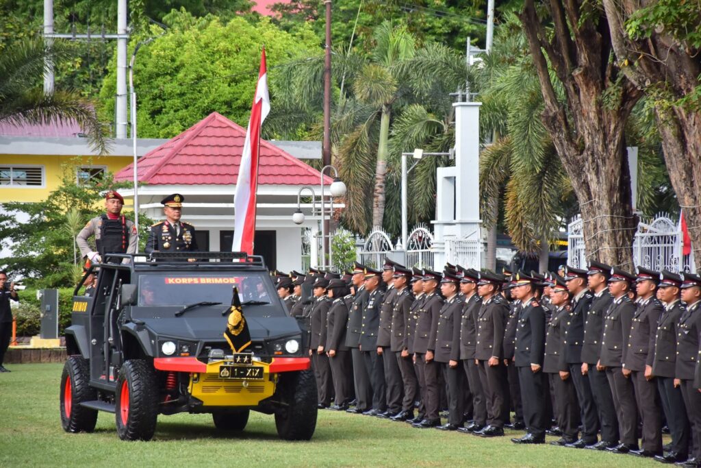 Kapolda Sulteng Pimpin Upacara Hari Bhayangkara ke-79, Tegaskan Komitmen Polri untuk Masyarakat
