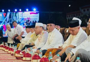 Ribuan Warga Hadiri Tabligh Akbar HUT ke-80 RI di Lapangan Pogombo