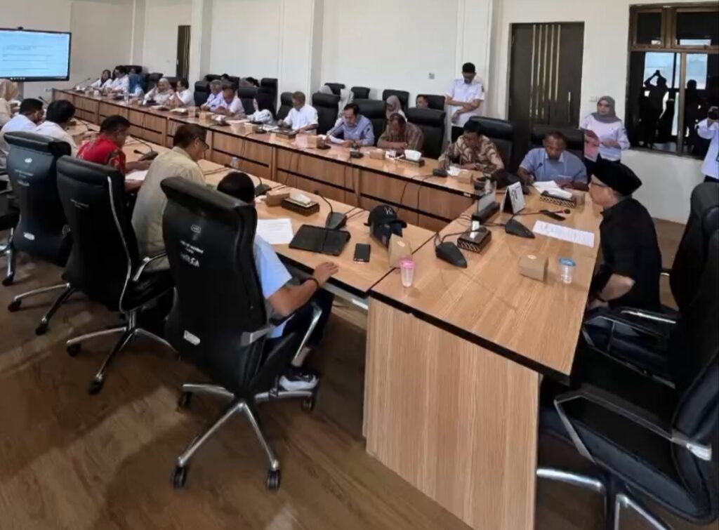 Wakil Ketua I DPRD Sulteng Pimpin Rapat Bamus Bahas Jadwal Kegiatan Masa Persidangan Kesatu