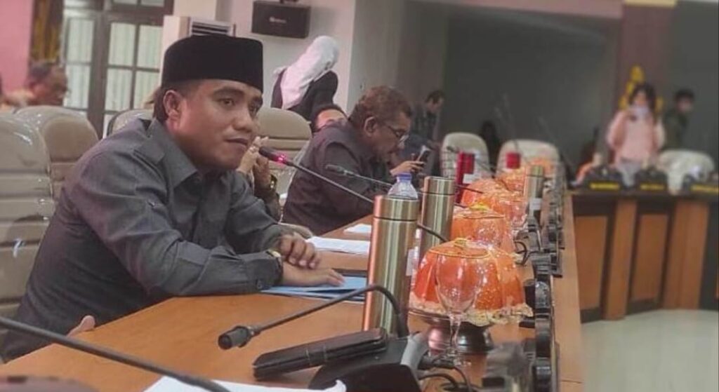 Andris Ajak Pemerintah dan Warga Palu Lestarikan Dokar Kaili