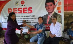 Takwin Jemput Aspirasi Warga Lumbulama Meski Harus Menempuh Jalur Ekstrem