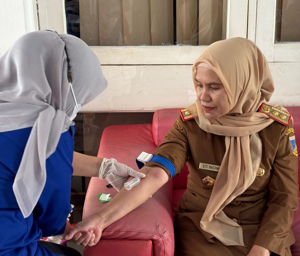 Ratusan Pejabat dan Staf Sekretariat DPRD Sulteng Antusias Ikuti Pemeriksaan Kesehatan