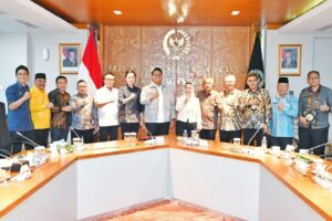 Wakil Ketua MPR RI Akbar Supratman Kumpulkan Kepala Daerah se-Sulteng, Bahas Konsolidasi Kebangsaan dan Dukungan Program Prioritas Presiden Prabowo