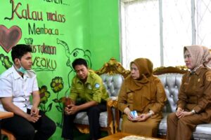 Respon Video Viral, Wagub Sulteng Turun Langsung Cek MBG di SDN 6 Kayumalue Ngapa