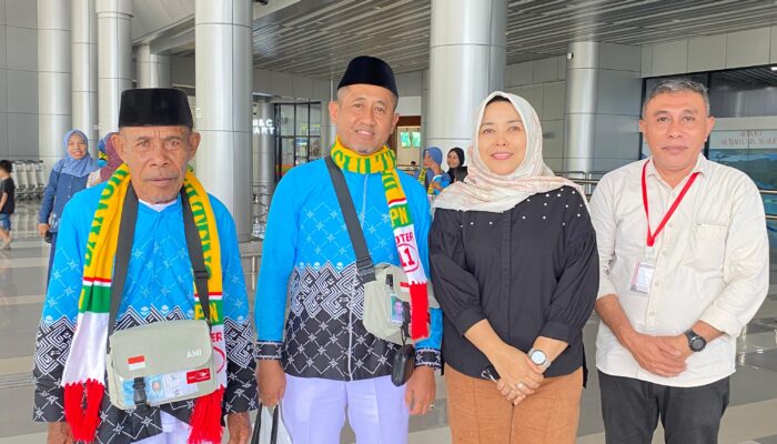 Anggota DPRD Sulteng, Winiar Hidayat  Lamakarate, Fasilitasi Kedatangan CJH Banggai Kepulauan di Palu