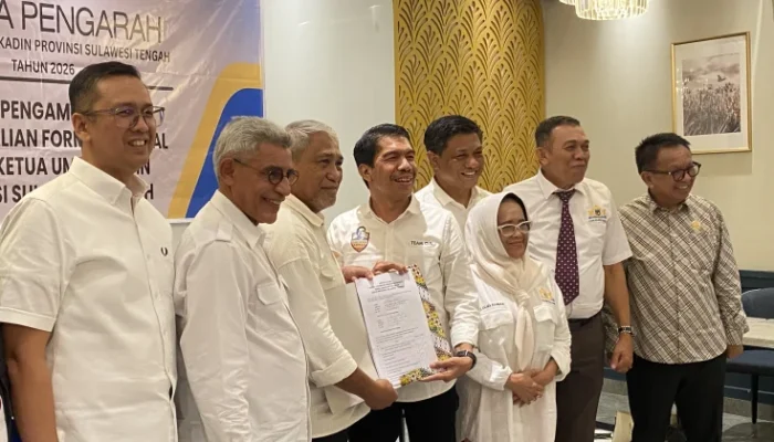 Gufran Ahmad Jadi Kandidat Pertama Kembalikan Formulir Pendaftaran Ketua Kadin Sulteng