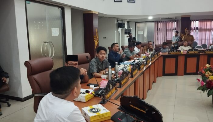 DPRD Kota Palu Fasilitasi Aspirasi Pelaku UMKM Hasanuddin, Minta Kebijakan Larangan Parkir Dikaji Ulang