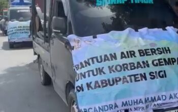 Wakil Ketua MPR RI Abcandra Akbar Supratman Salurkan Bantuan Air Bersih untuk Korban Gempa di Sigi