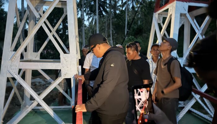Setelah Viral di Media Sosial, Jembatan Baina Barat Akhirnya Dibangun Berkat Perjuangan Akbar Supratman