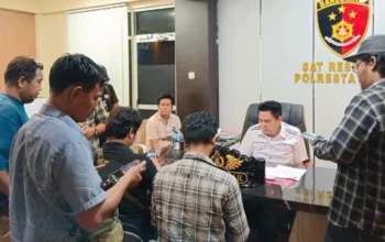 Tiga Kali Olah TKP, Polisi Masih Buru Pelaku Pembunuhan Satu Keluarga di Duyu