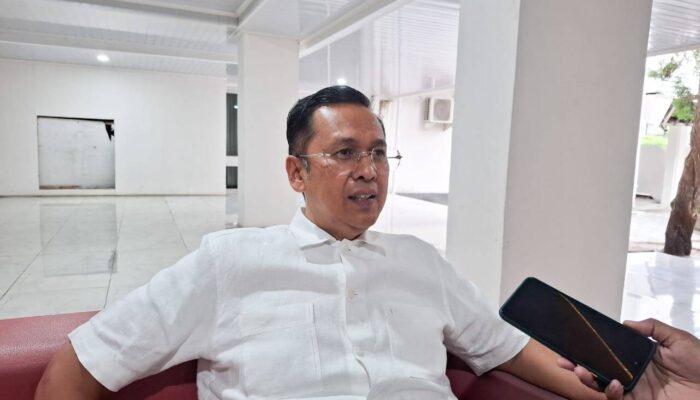 Hidayat Pakamundi Soroti Penampilan Guru SD yang Viral, Minta Sekolah Kedepankan Pembinaan