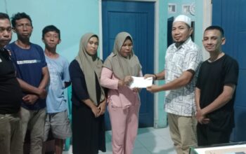 Winiar Hidayat Lamakarate Salurkan Bantuan untuk Korban Kebakaran di Tinakin Laut
