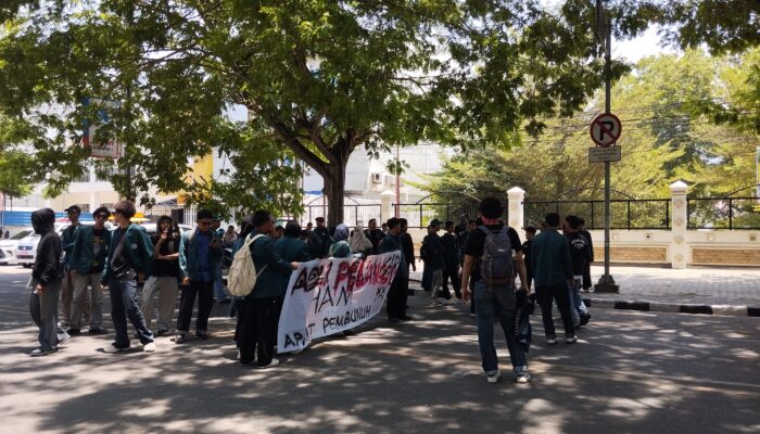 Aliansi Mahasiswa UIN Datokarama Palu Desak Pemerintah Evaluasi Besar-besaran Program MBG dan KDMP