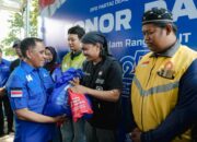 HUT ke-25 Demokrat Sulteng, Anwar Hafid Pimpin Aksi Donor Darah dan Bagikan 500 Paket Sembako